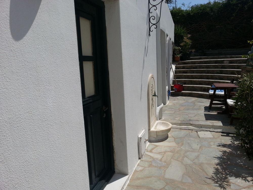 Studios & Suites Rania Mykonos Town エクステリア 写真