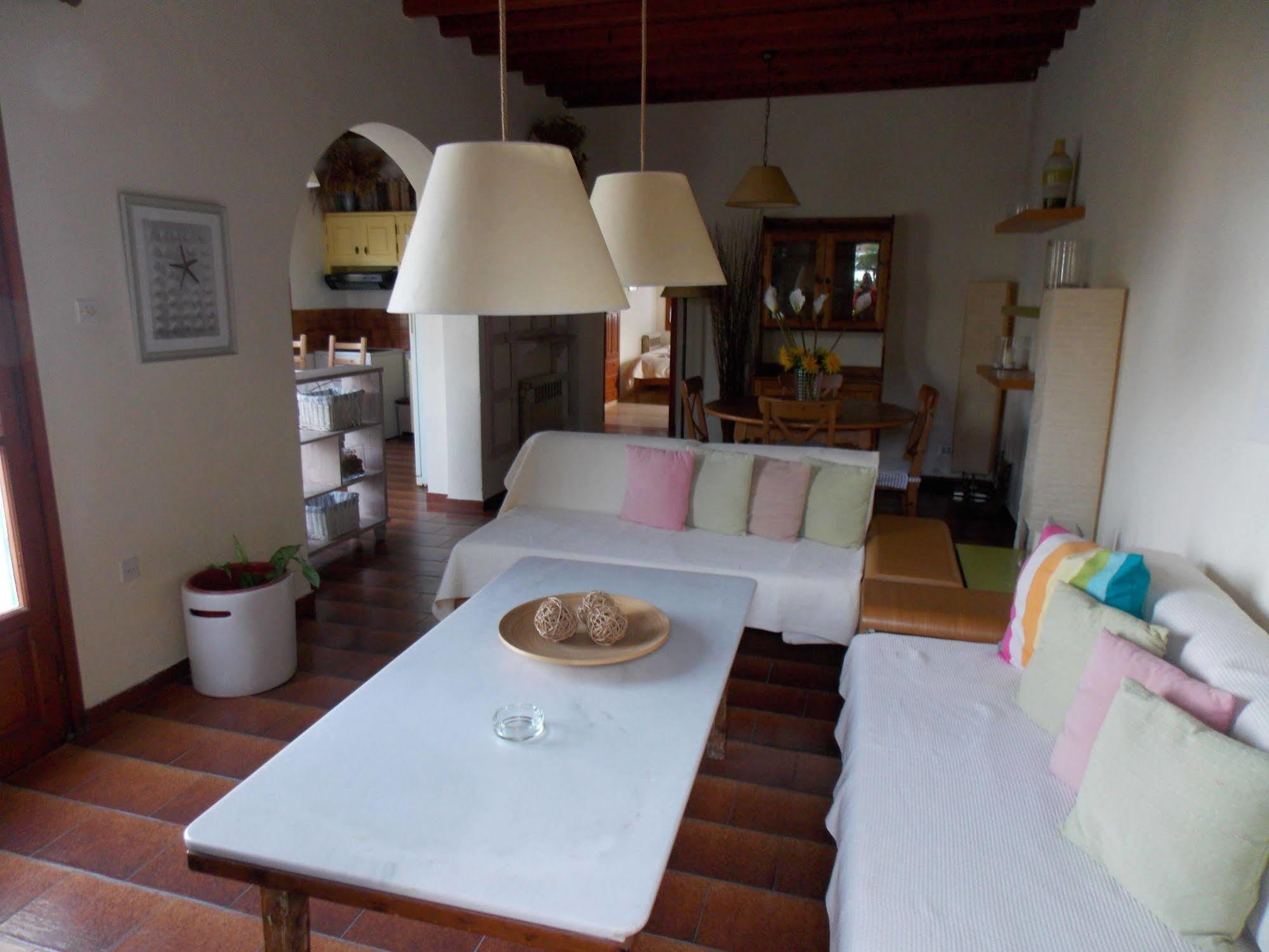 Studios & Suites Rania Mykonos Town エクステリア 写真