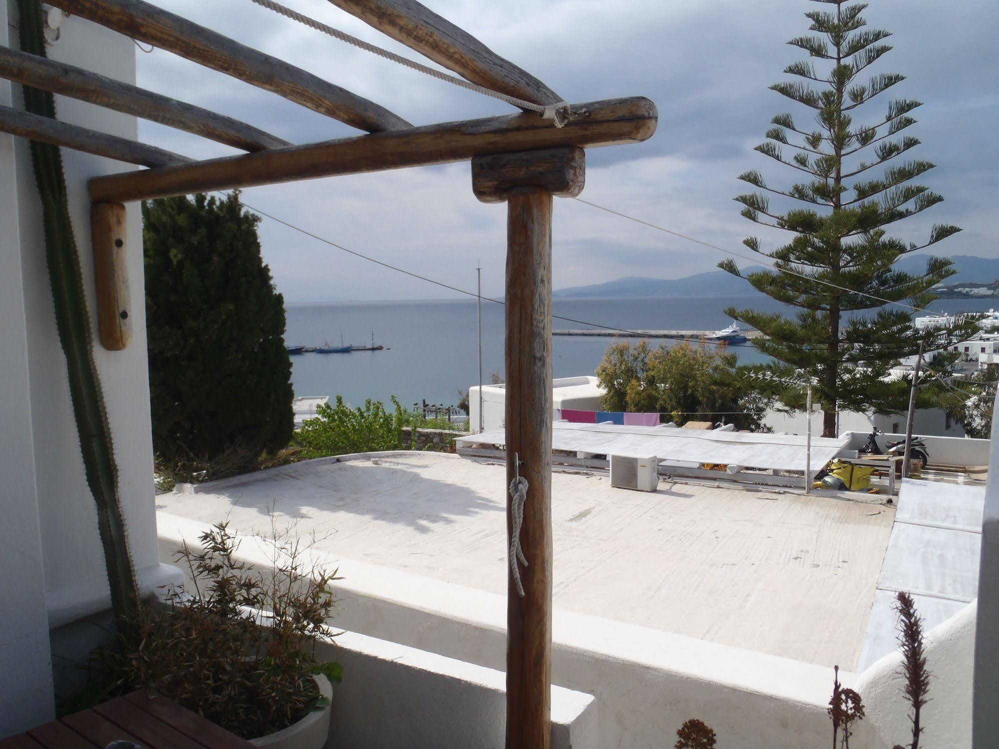 Studios & Suites Rania Mykonos Town エクステリア 写真