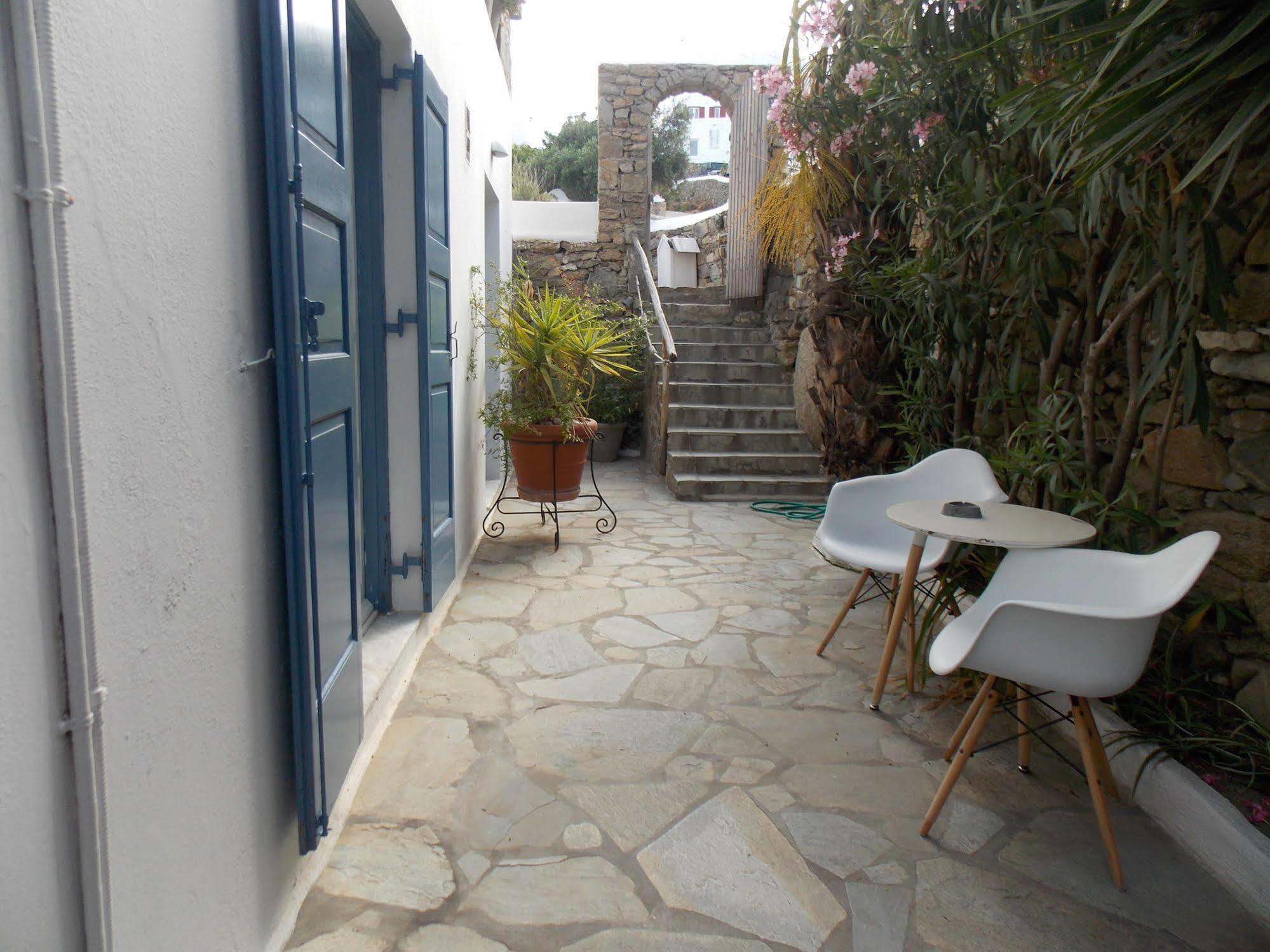 Studios & Suites Rania Mykonos Town エクステリア 写真